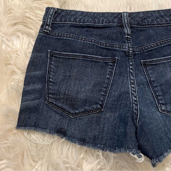 Universal Thread High-Rise Shortie Shorts Dark Wash - Picture 10 of 11
